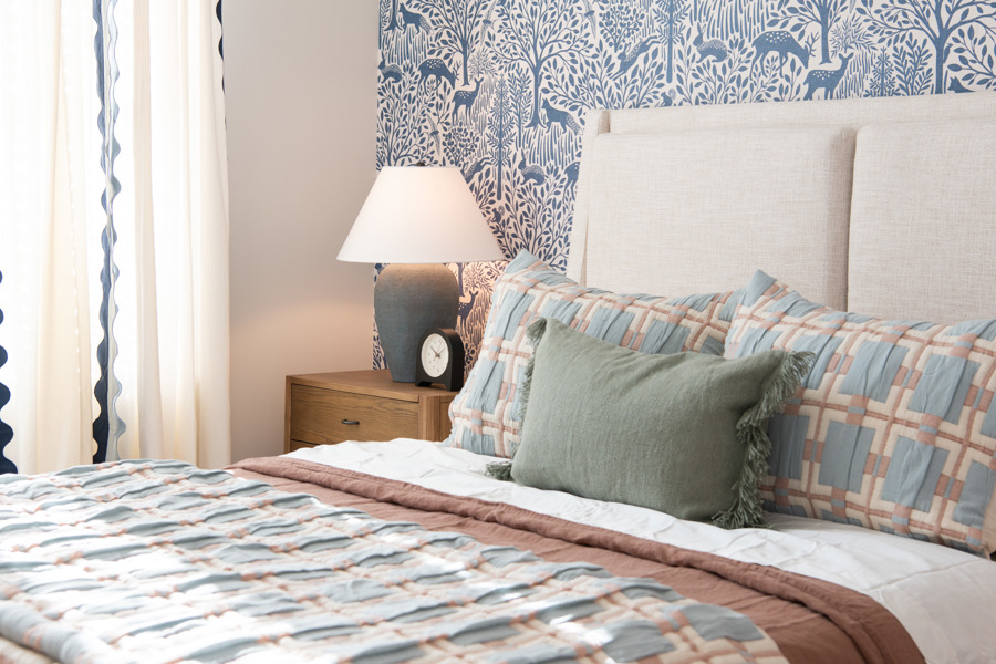 <p>Modern living, untamed</p>